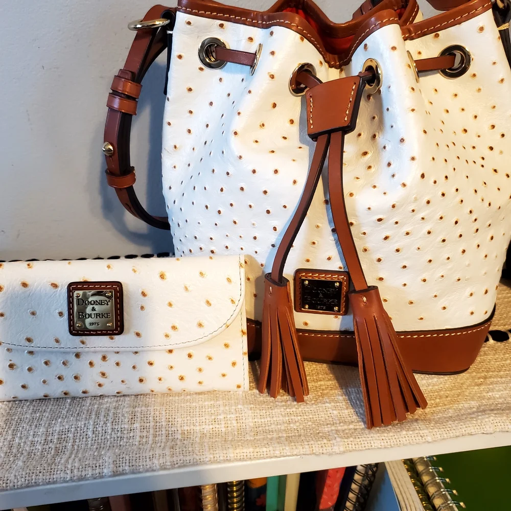 Dooney & Bourke White and Tan Perforated Shoulder Bag - Picture 2 of 12